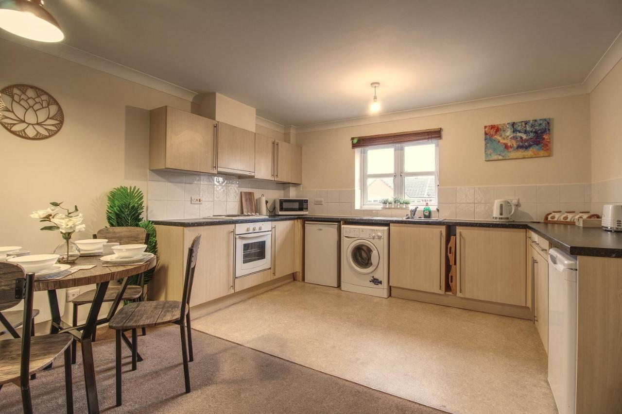 Sunnydale Serviced Apartments - Central Wakefield, Spacious Apartment Exterior photo